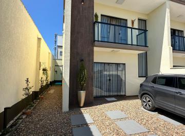 Casa de 3 quartos, Balneário Piçarras · SOBRADO DOS SONHOS A 300 METROS DA PRAIA