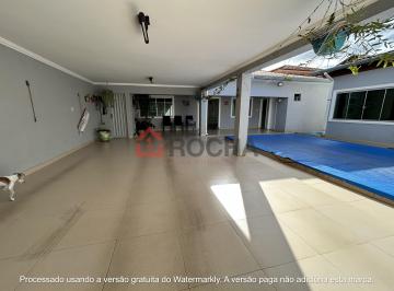 Casa de 4 quartos, Sobradinho · Quadra 6 (Sobradinho) - Linda casa com área de lazer, em lote de 525 m²