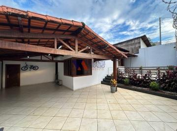 Casa · 123m² · 3 Quartos · 4 Vagas · Casa ampla com 3 quartos à venda, bairro Espírito Santo, em Betim. 