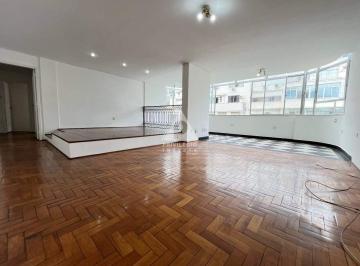 Apartamento · 191m² · 3 Quartos · 1 Vaga · Maravilhoso apartamento no posto tres!