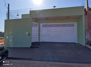 Frente · Casa Padrão em São Carlos