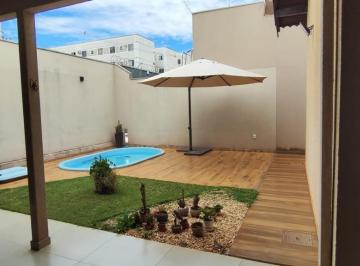 Casa · 188m² · 2 Quartos · 1 Vaga · Casa Terrea Seminova com Piscina e Area Gourme...