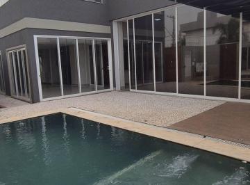 Casa · 261m² · 4 Vagas · Luxuosa Casa de Esquina no Condominio Dahma