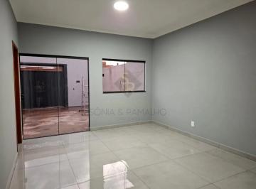 Casa · 160m² · 2 Quartos · 2 Vagas · Casa à para alugar e vender 65,00 m² com 2 quartos, sendo 1 suíte no Parque das Oliveiras