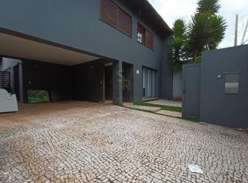 Casa · 372m² · 4 Vagas · Casas Residenciais Padrão em Ribeirão Preto