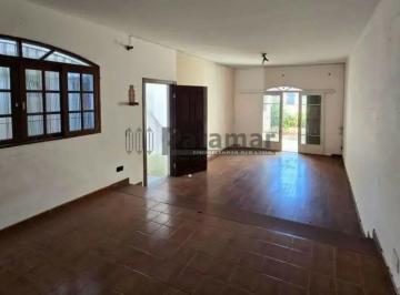 Casa · 130m² · 3 Quartos · 2 Vagas · Casa a venda  com 3 Quartos  sendo uma suíte no    Jardim Bonfiglioli