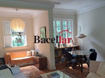 Apartamento · 89m² · 2 Quartos · 1 Vaga · Rua Bucólica e silenciosa