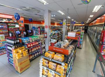 IMG_20260610_105420_000.jpeg · Elegante galpão comercial para venda em Centro, 384m² - remaxjoy#M75B6