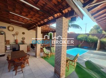 Foto 01 · Casa de Esquina com Piscina e Área Gourmet - Parque das Flores I, São José do Rio Preto - 3 quartos,
