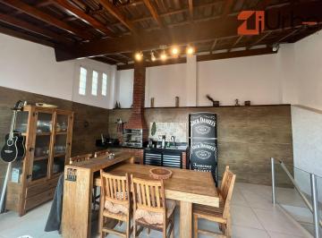Casa · 110m² · 2 Quartos · 2 Vagas · Excelente casa à venda no Parque dos Altos em Barueri com 110m², 2 dormitórios