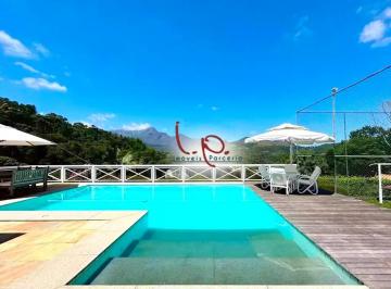 Casa de 5 quartos, Petrópolis · Casa em Condomínio em Itaipava, 5 Suítes, Vista Espetacular para as Montanhas.