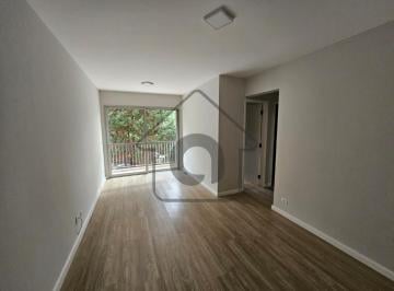 Sala com varanda · Apartamento à venda na Saúde, São Paulo-SP: 2 quartos, 1 sala, 2 banheiros, 1 vaga - 60m² de área! V