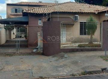 Casa · 851m² · 4 Quartos · 2 Vagas · CASA COM 4 QUARTOS E PISCINA NO JD. SANTOS DUMONT