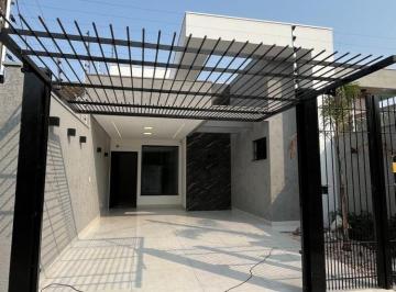 Casa · 3 Quartos · 2 Vagas · VENDA | Casa, com 3 dormitórios em Jardim Ipanema, Maringá