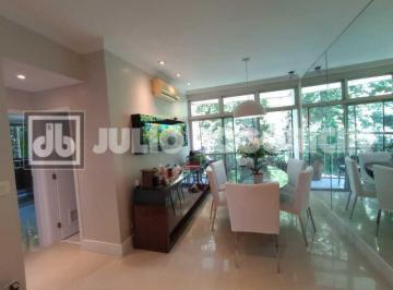 Apartamento · 188m² · 4 Quartos · 3 Vagas · Cobertura - Triplex / Residencial / Humaitá