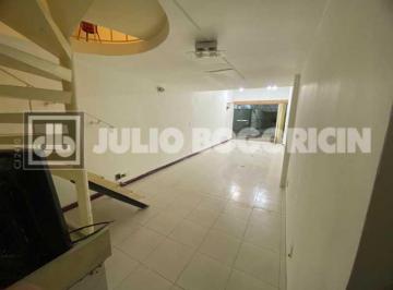 Comercial · 28m² · 1 Vaga · Loja na Rua Nossa Senhora de Copacabana com vaga de garagem.