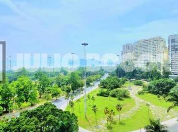 Apartamento · 200m² · 3 Quartos · 3 Vagas · Apartamento Espetacular na Praia do Flamengo - 200m² com Vista para a Baía de Gu