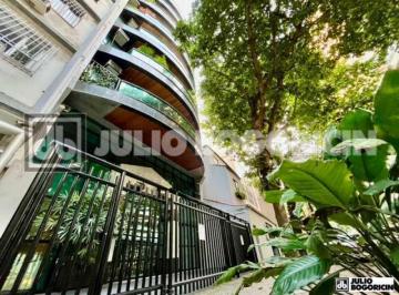 Apartamento · 151m² · 3 Quartos · 2 Vagas · Apartamento a venda no Leblon 2ªquadra da praia prédio de luxo varanda 3 quarto
