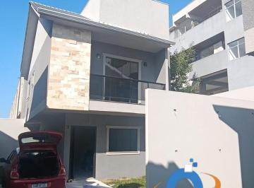 Foto 01 · Imperdível oportunidade: Casa à venda em Curitiba-PR, no Bairro Alto com 3 quartos, 1 suíte, 1 sala,