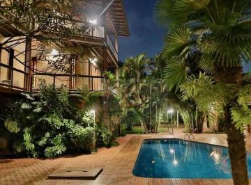 be847f3cf78b0655fdcb993b368ae2ab55ab647c · Incrível Casa com 7 suítes, edícula, adega, planejados! à venda, 628 m² por R$ 4.200.000 - Morada do