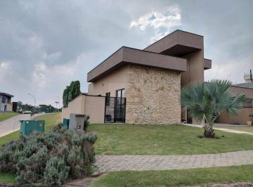 e374d67f58eb0d271a7c05c05b3e36447b16177d · Se você busca o equilíbrio perfeito entre design, conforto e localização, essa é a sua nova casa.