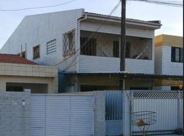 Casa Torre · Casa Duplex Ampla na Torre – Ideal para Moradia ou Investimento!