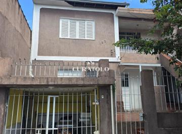 Casa · 142m² · 2 Quartos · 1 Vaga · Casa à venda no bairro Boa Vista, São Caetano, com 2 quartos, 1 vaga e quintal