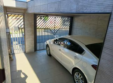 Casa · 125m² · 2 Quartos · 1 Vaga · Moradia perfeita para a sua família: Sobrado com 2 Quartos, sendo 1 Suíte, 1 vaga coberta e área gou