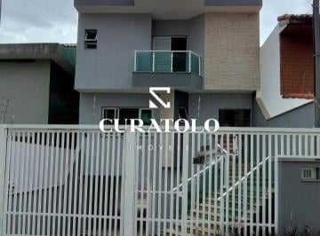 Casa · 190m² · 3 Quartos · 5 Vagas · Sobrado com 3 suítes, salão com churrasqueira, varanda e 5 vagas - Chácara Seis de Outubro