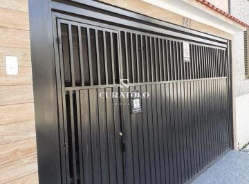 Casa · 166m² · 5 Quartos · 2 Vagas · Moradia perfeita para a família: Sobrado com 5 quartos, 2 vagas, área com churrasqueira e casa de fu