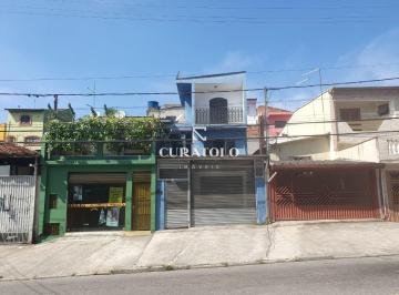 Casa · 200m² · 3 Quartos · 2 Vagas · More com conforto e espaço em um excelente sobrado em Santo André,próximo a Estrada do Pedroso, com
