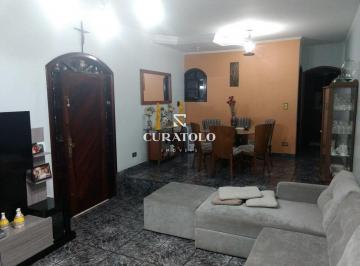 Casa · 208m² · 2 Quartos · 3 Vagas · Viva com conforto em Santo André, no bairro Vila Eldízia: Sobrado de amplos 208 m² com 2 quartos, 3