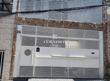 Casa · 220m² · 5 Quartos · 2 Vagas · Conheça esta linda casa à venda no Jardim Tuã, a 7 min da Estação Itaim Paulista. Com 5 quartos, 2 v