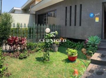 Casa · 320m² · 4 Quartos · 5 Vagas · Moradia perfeita para a família: Casa com 4 quartos, 5 vagas cobertas e quintal com jardim no Bosque