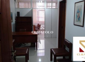 Comercial · 35m² · Seu Negócio no Lugar Certo: Linda Sala Comercial com 36 m², mobiliado, perto do metrô República!