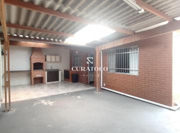 Casa · 150m² · 2 Quartos · 6 Vagas · More com conforto e espaço: Conheça sua nova casa, de 2 Quartos,2 Vagas, edícula e quintal com churr
