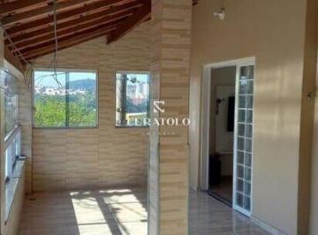 Casa · 140m² · 3 Quartos · 2 Vagas · Venha conhecer a casa ideal na Vila Carmosina, ao lado da Jacú-Pessego com 3 Dorms, 2 vagas cobertas