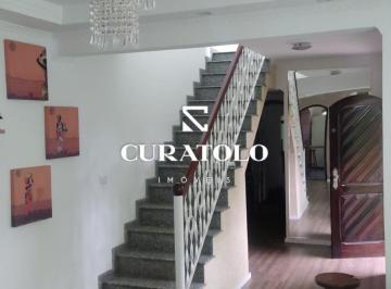 Casa · 200m² · 3 Quartos · 4 Vagas · EXCELENTE SOBRADO COM 3 DORMITÓRIOS, SUÍTE, QUINTAL E CHURRASQUEIRA - PARQUE ORATÓRIO