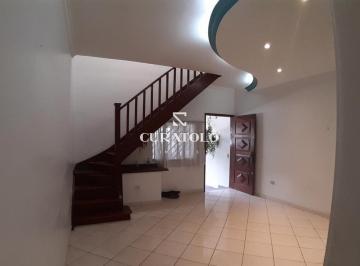 Casa · 100m² · 3 Quartos · 2 Vagas · Moradia perfeita para a família: Sobrado com 3 quartos, 2 vagas cobertas e quintal com churrasqueira