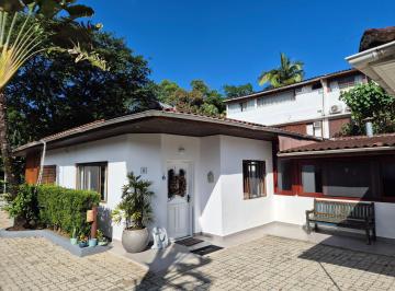 Fachada · Casa térrea à venda em condomínio exclusivo na Praia de Juquehy 