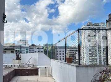 Apartamento · 245m² · 4 Quartos · 2 Vagas · Cobertura : Duplex / Residencial / Icaraí