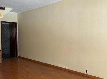 Casa · 130m² · 4 Quartos · 4 Vagas · Magnífico sobrado com 4 quartos, 1 suíte, 3 banheiros e 4 vagas na Vila Marieta, São Paulo-SP! Aprov