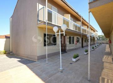 Casa · 94m² · 3 Quartos · 2 Vagas · Casa em condomínio com 3 quartos, 1 suíte e 2 vagas à venda na região de Interlagos.