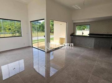 87e30287795211cd424936af761e85d4f28740ce · Casa no Alphaville 2, 3 quartos sendo 1 suíte, com 130 m², à venda por R$ 798.000,00 , Maricá - Rj
