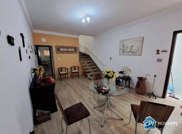 e9c06072855ef77fcb8fd7f28b84a854aa08c740 · Casa Ampla com Churrasqueira e 3 Quartos – Terreno de 200m² – À Venda