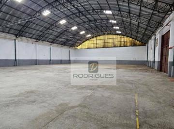 d73f142b4f154e41e4d3eb5a4638cee16df52f65 · Galpão para alugar, 1975 m² por R$ 50.000,00/mês - Conceição - Diadema/SP