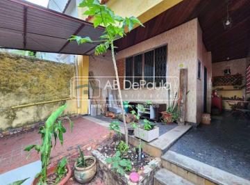 Casa · 48m² · 2 Quartos · 1 Vaga · VILA VALQUEIRE - Juntinho a Praça Saiqui. Ótima casa, com 03 Amplos Dormitórios,
