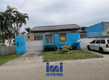 24444342_4.jpg · Casa com piscina 2 quartos e 1 suite