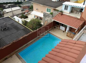 Casa · 325m² · 3 Quartos · 2 Vagas · Ilha do Governador - Jardim Guanabara - Casa - Piscina - Área de Lazer - Quintal