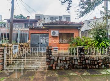 01-CASA-3D-SAO-JOAO-PORTO-ALEGRE-847768.jpg · Casa à venda em Higienópolis com 216 m², 3 quartos, 1 suíte, 3 vagas